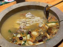 -抚仙湖生态石锅鱼野生菌(告庄店)
