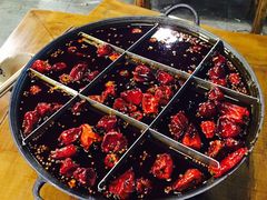-白乐天毛肚火锅馆(南滨路店)