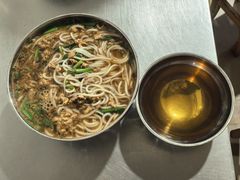 -正宗杨记普洱酸醋米线(总店)