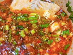 -肖肖酸萝卜鱼火锅(总店)