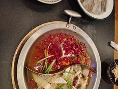 金牌毛肚-沸炉重庆老火锅(军事博物馆店)