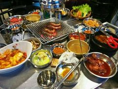 -釜山火炉·海鲜烤肉(紫藤路店)