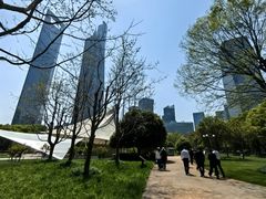 -陆家嘴中心绿地