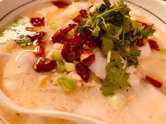 白汤水煮鱼-倾城