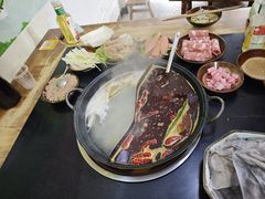 -重庆故事姊妹老火锅(财经学院店)