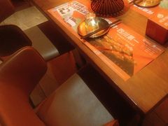 -何师烧烤Pro ·江湖川菜·小龙虾·精酿(太古里旗舰店)