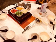 -鲜入围煮花胶鸡海鲜火锅