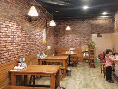 -张家巷美食(南浔店)