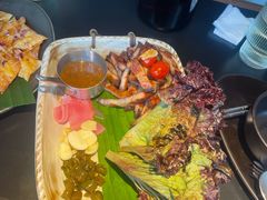 厚烤滇南黑猪五花-Ameigo梅果·云贵川bistro(长宁来福士店)