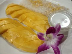 -Dang restaurant (patong phuket)