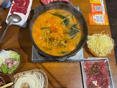 -黔有有贵州酸汤夺夺粉火锅(五味十字店)