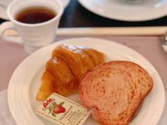 -东莞塘厦三正半山温泉酒店·沙利文西餐厅