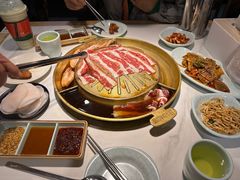-猪啊牛呀羊啊铜盘烤肉(正大广场店)