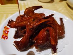 招牌烤乳鸽-石岐佬中山菜馆(张溪店)