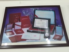 -郏芬芬扦脚服务部(新闸路店)