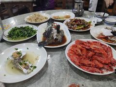 -四川小胡子海鲜(丁村万人海鲜广场店)