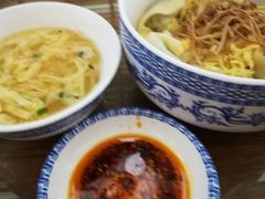 -笑来喜馄饨小笼工坊店(湖滨街店)