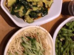 -霄汉牛三鲜湖北砂锅菜(万松园2店)