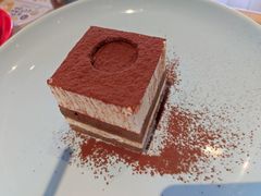 -必胜客(新中纬店)
