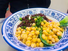 豌豆杂酱面-渝之汇牛肉豌杂面