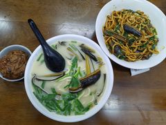 -三百碗宝应长鱼面(板仓街店)