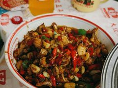 -堂瓦里·33年传统赣菜(第一街区店)