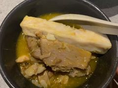 树番茄炖牛腩-半山腰·云南菜(侨福芳草地店)