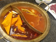 -小天鹅火锅·一线江景洪鼎旗舰店(洪崖洞店)