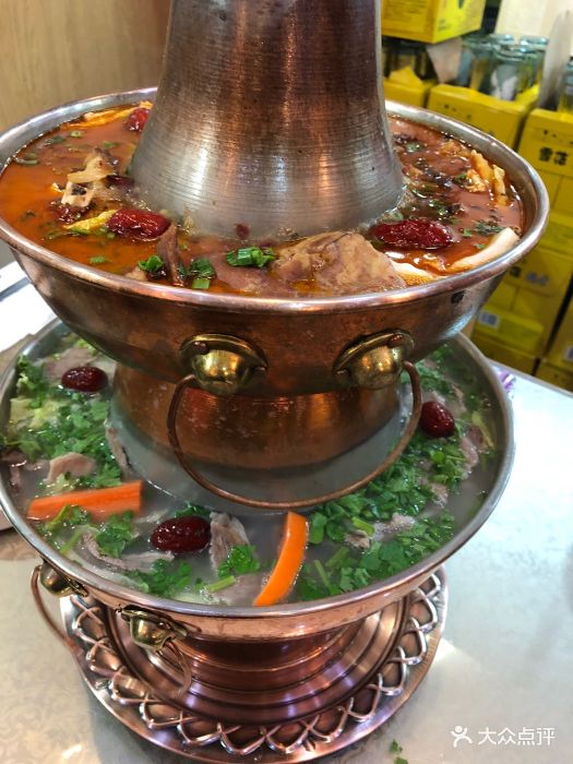 刘记弟兄龙虾·炭火铜炉羊肉锅(秦虹路店)图片 - 第851张