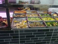 -金牌隆江猪脚饭