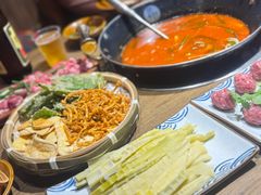 -贵厨酸汤牛肉(小十字店)