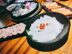 竹荪-捞围鲜·港式打边炉(海阳路店)