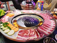 -哈哈碳都·牛肋条无限自助烤肉(宝龙店)