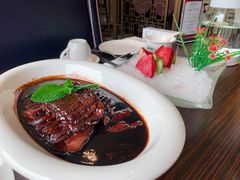 招牌焦糖黑叉烧-维园悦谱·海派家常菜(乌鲁木齐南路店)