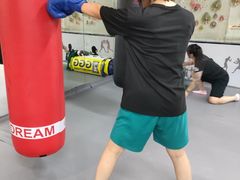 -拳盛时代拳击俱乐部(北京路店)