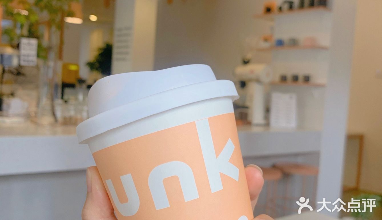 民宅里的咖啡厅｜+Trunk Coffee Roaster