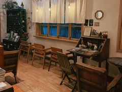 -懒鱼时光馆(沙坪坝店)
