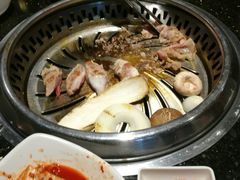 -木槿花韩式炭烤·熟成肉工坊(孙文东路店)