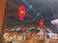 -老滇山寨•云南特色菜•地方菜•民族风情歌舞表演(金碧店)