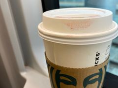 -星巴克(上海虹桥站2A检票口)