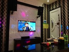 -皇马纯KTV·量贩·聚会(民治店)