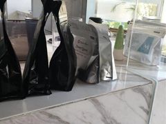 -UNI UNI(环亚凯瑟琳店)