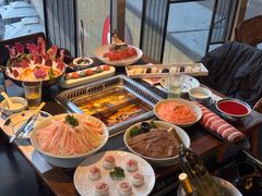 麻辣菌汤双拼锅-大隐·成都火锅Bistro(合生麒麟新天地店)