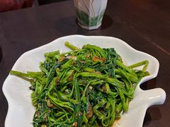 马拉盏炒通菜-大头虾越式风味餐厅(光明广场店)
