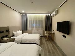 -汉庭(天津成林道地铁站店)