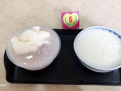 冻双皮奶-百花传统甜品店(原址店)