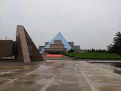 -上海市龙华烈士陵园