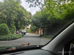 -杭州西湖艺联君亭酒店(黄龙体育中心地铁口店)