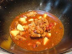 -袁小二大东北铁锅炖(吉祥村总部)