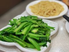-香港新发烧腊茶餐厅(水围店)